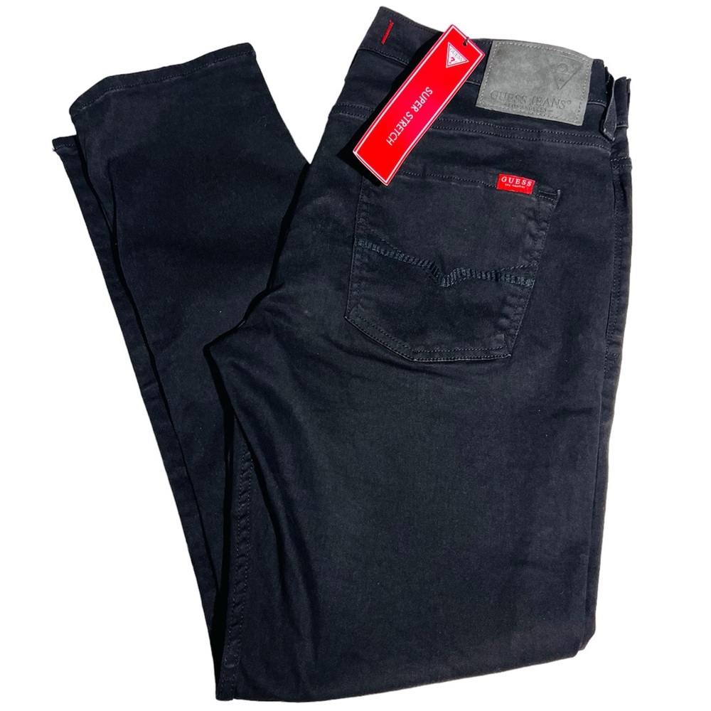 NWT Men’s size 36x30 Guess skinny super stretch black jeans. New!